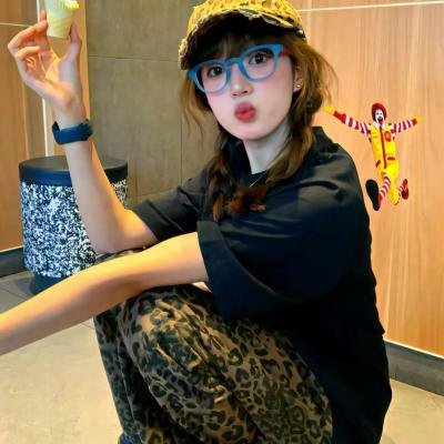 小魔女